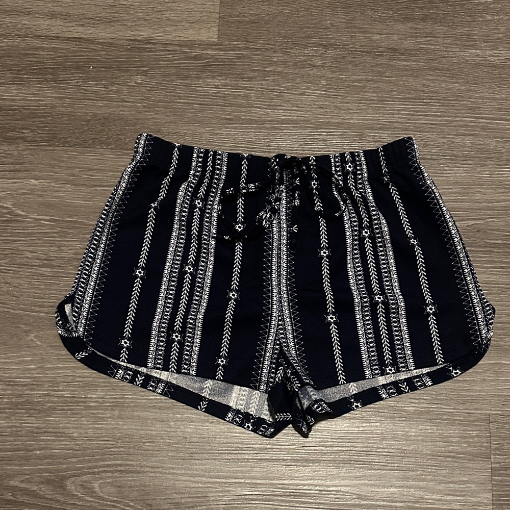 SHEIN Navy and White Patterned Shorts